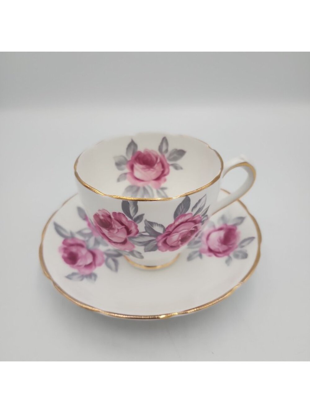 Duchess Bone China Tea Cup & Saucer Pink Roses Floral England Vintage